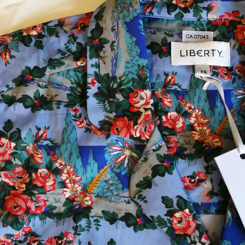 ☀️3xHP☀️Liberty| Button Down Short Shirt - Picture 3 of 7